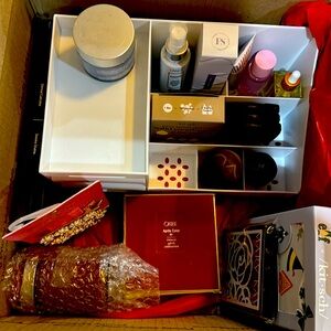 Large Lot of miscellaneous items!  Please see photos